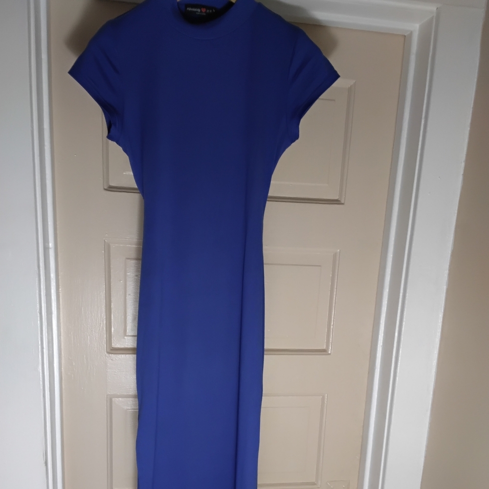 Dress - Picture 2 of 5